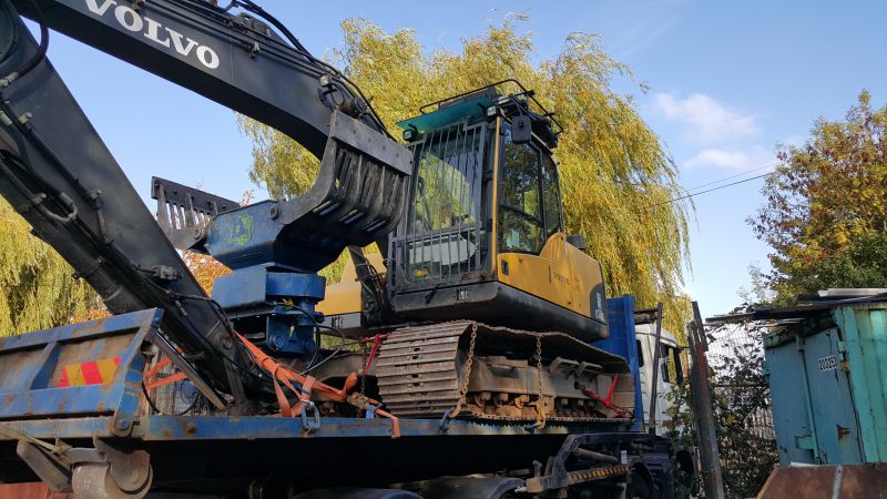 Swipe To View More Images