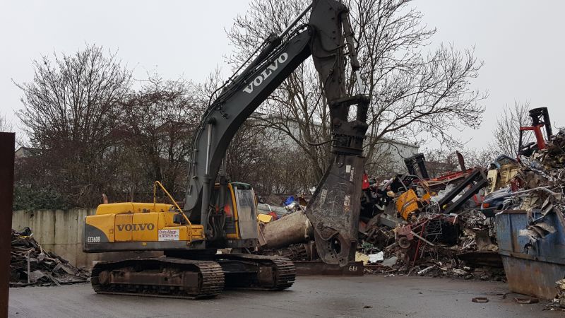 Swipe To View More Images